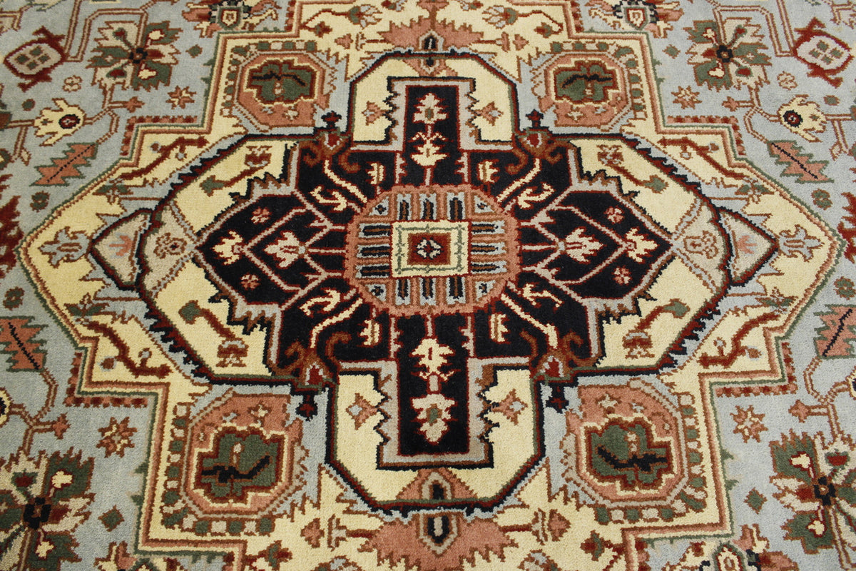 Tribal Indo Heriz rug corner detail