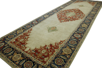 Tribal Fine Sherapi rug border detail