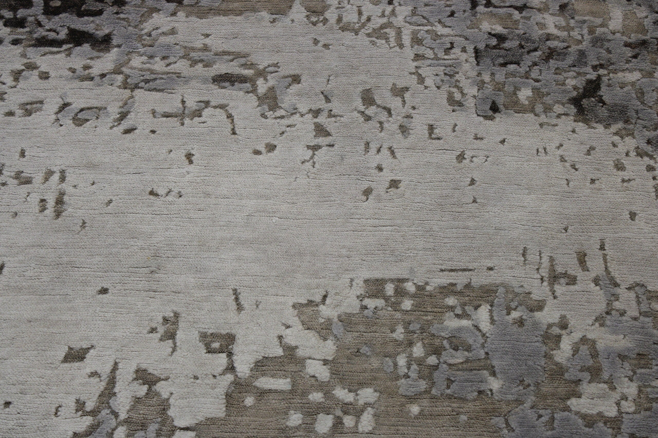 Modern Abstract Broken Design rug border detail