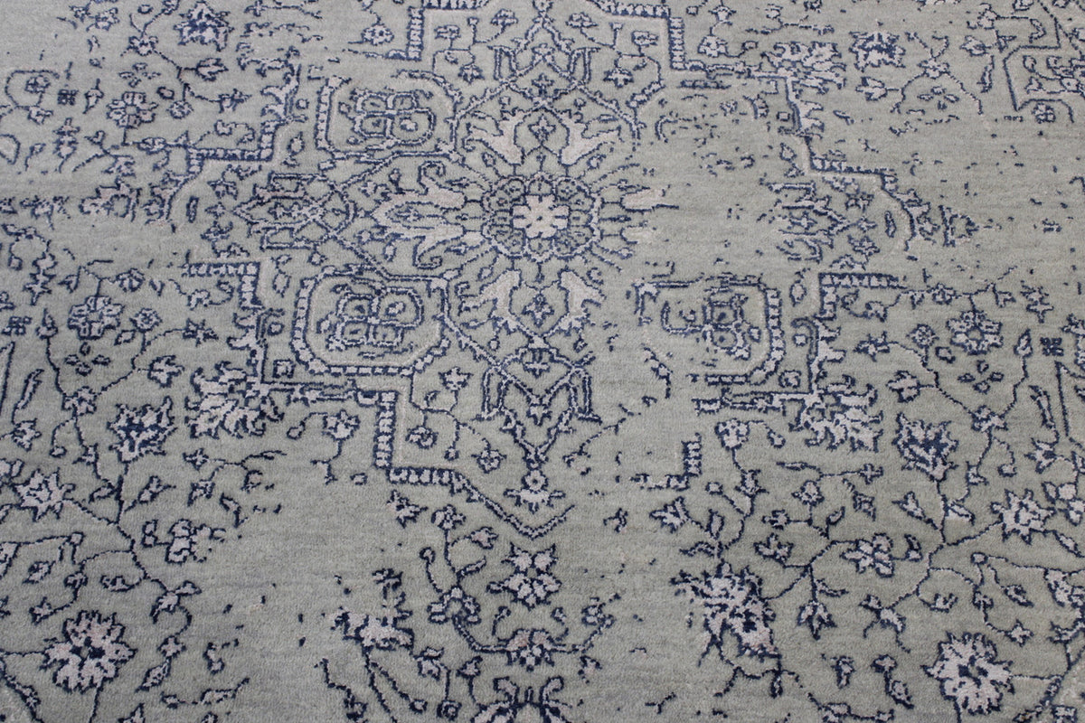 Modern Abstract Broken Design rug border detail