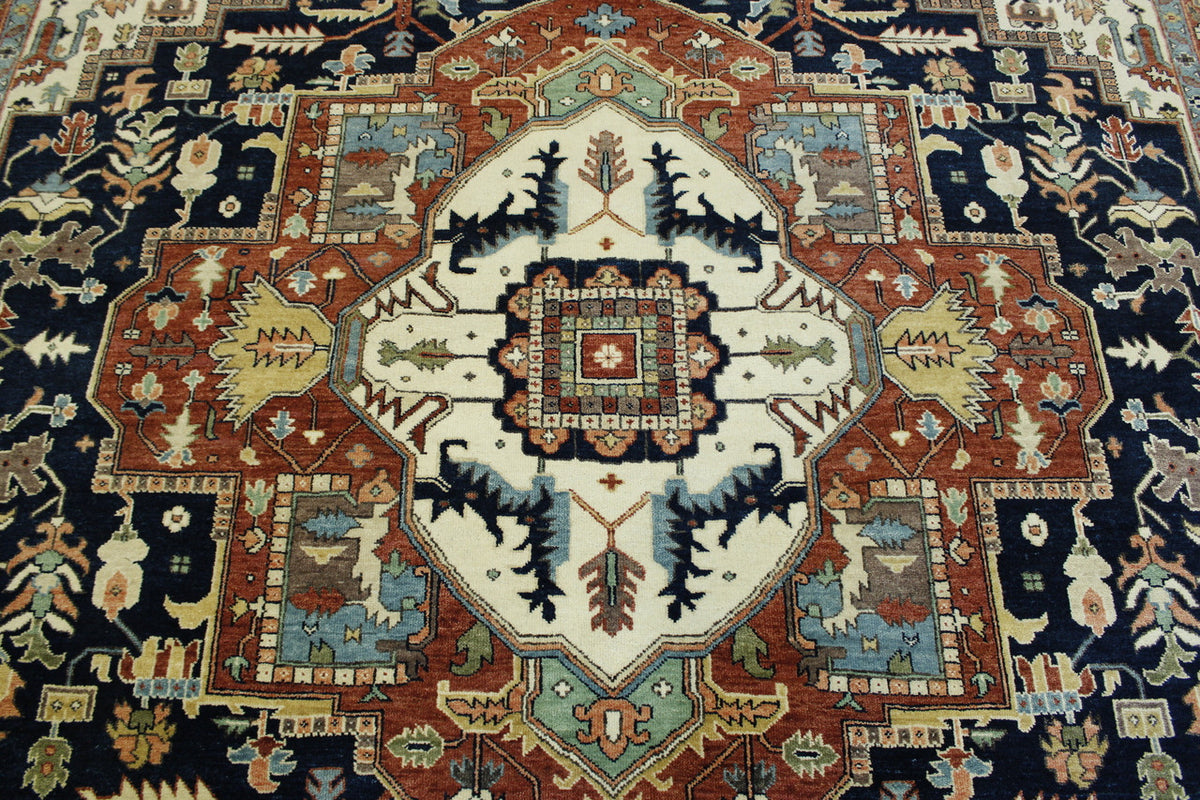 Traditional Fine Sherapi rug corner detail