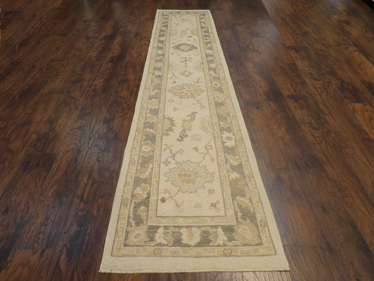 Close-up of wool pile, Gray & Beige rug