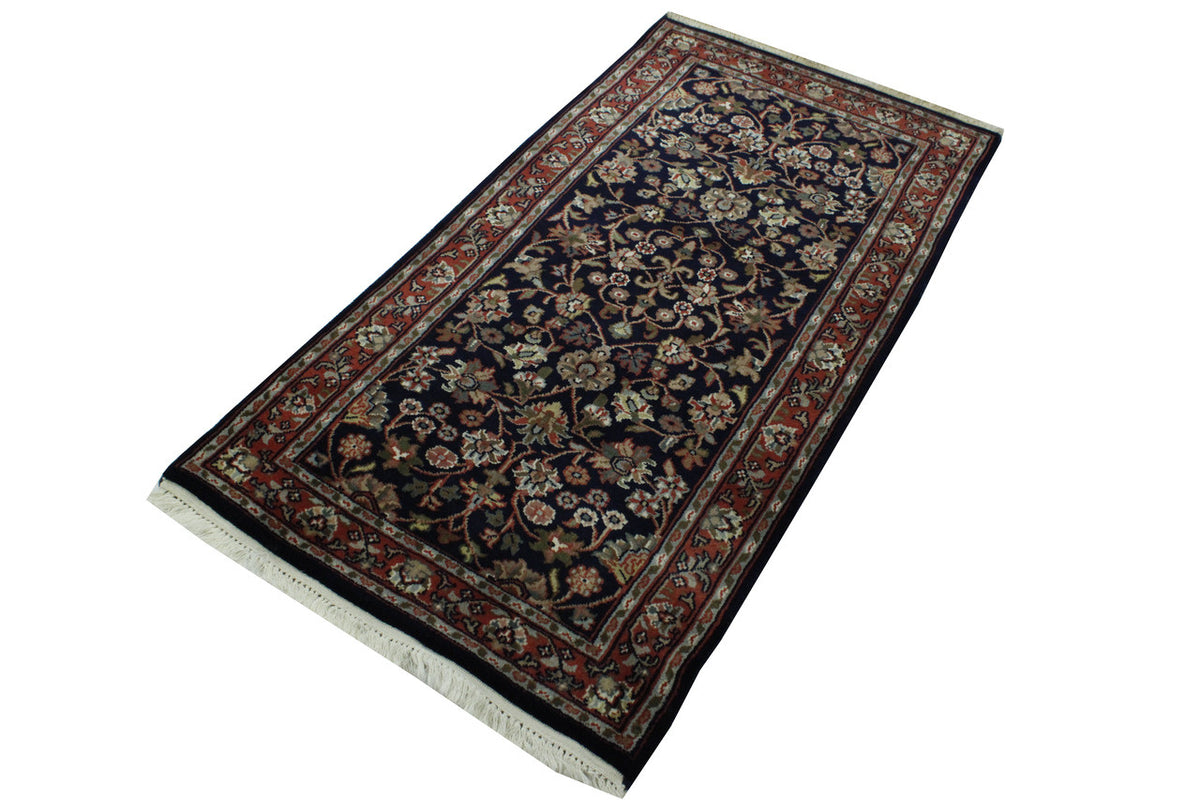 Traditional Indo Kashan rug border detail