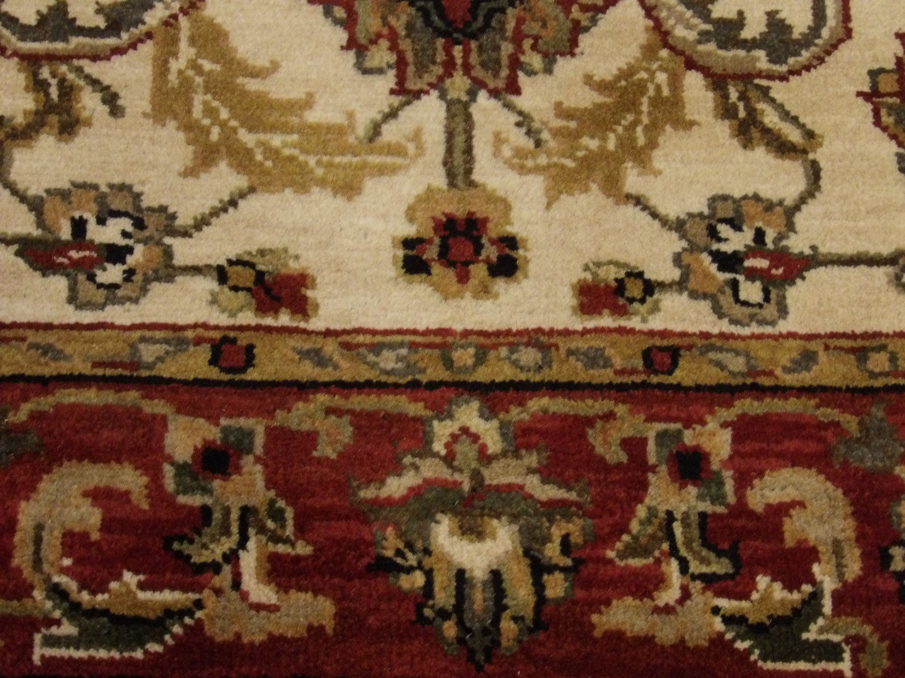 Jaipur Kashan rug border detail