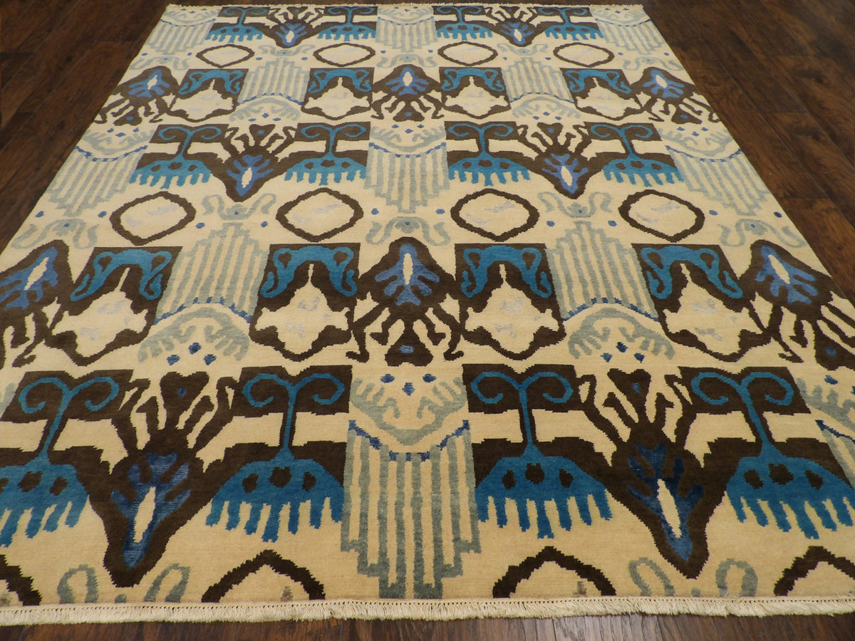 Transitional Ikat Design pattern detail