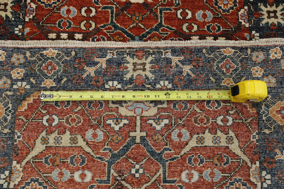 Tribal Fine Floral Sherapi rug corner detail