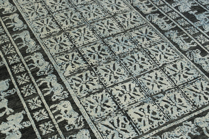 Full view of Tribal Sumack Wedding Design rug