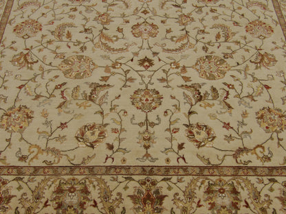 Kashan rug border detail