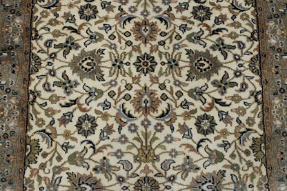 Traditional Fine Herati rug border detail