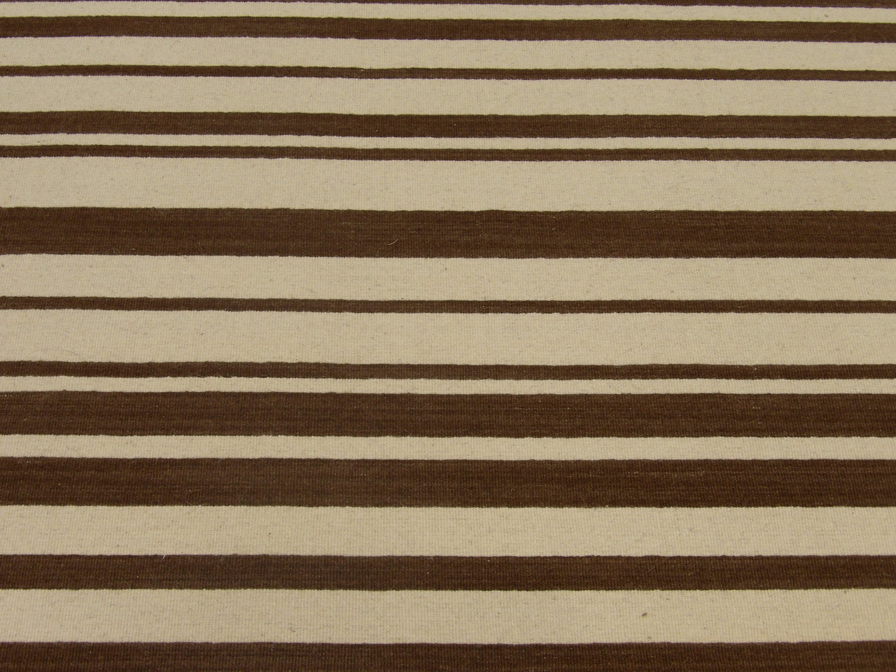Coastal rug border detail