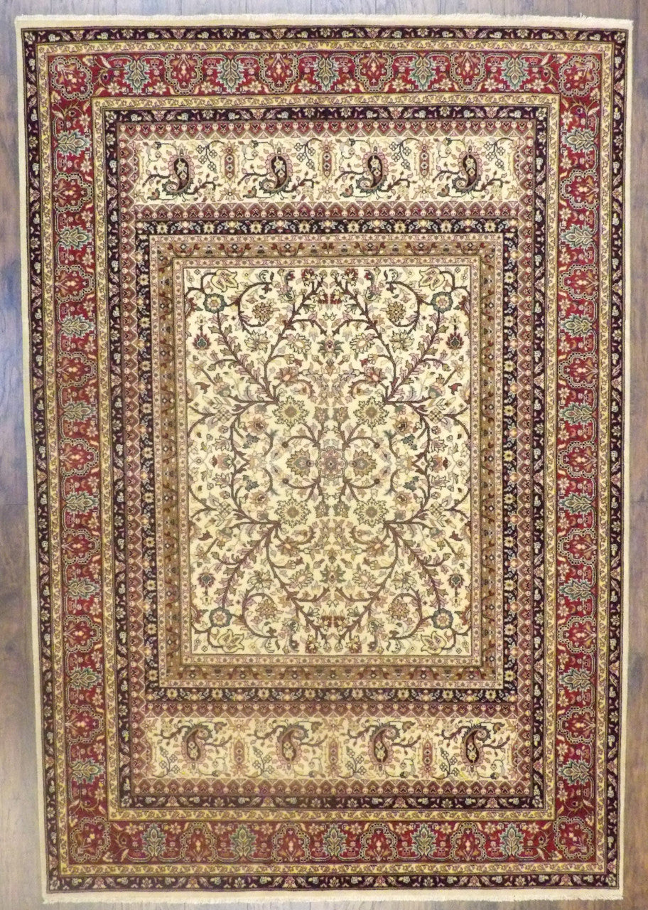 Fine Persian Haji Jalili hand-knotted wool rug in Beige & Red, full view