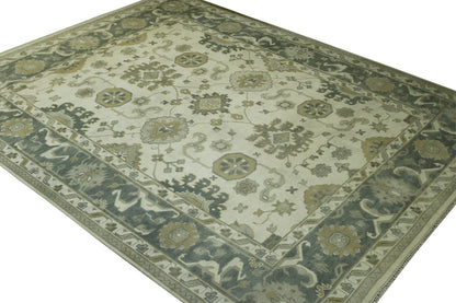 Oushak Ziegler rug corner detail