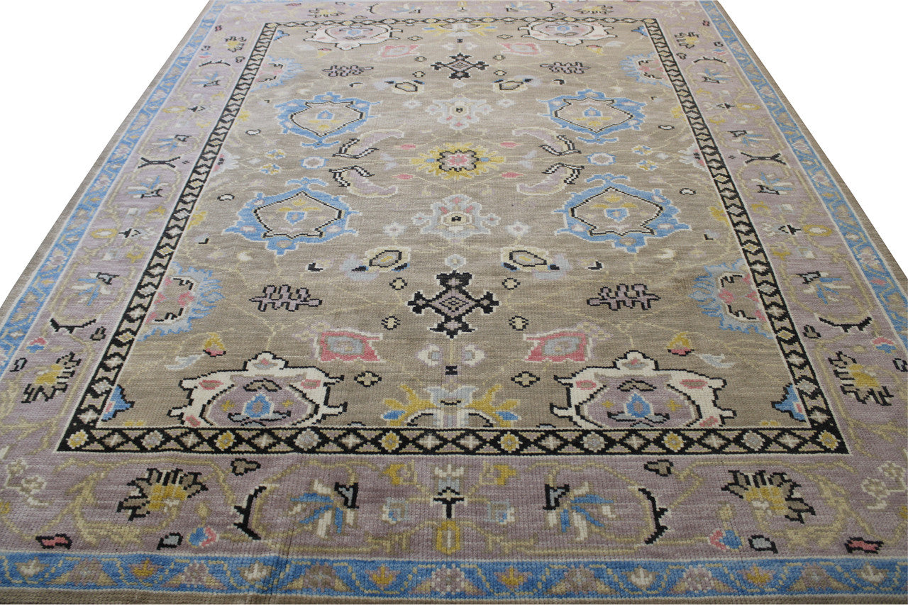 Oushak Colorful Ziegler pattern detail