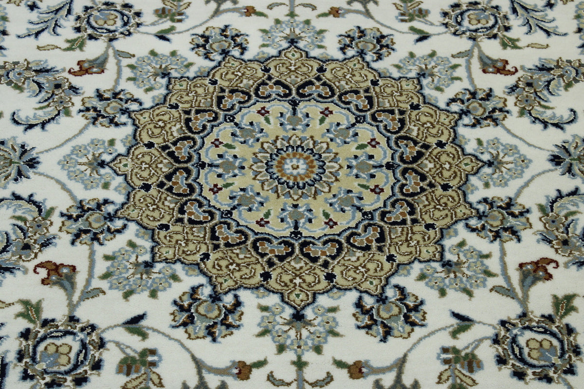 Traditional Fine Nain rug corner detail