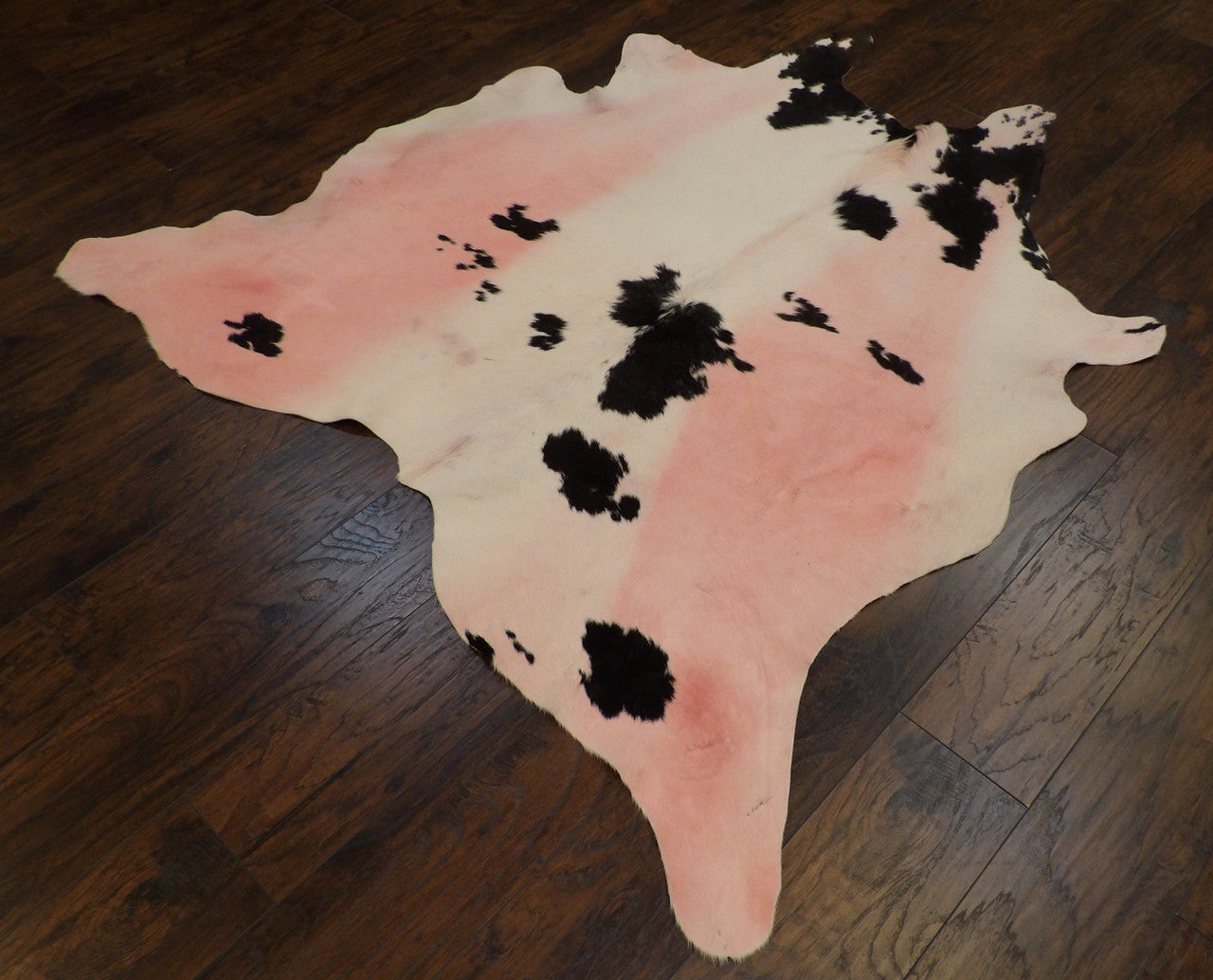 Pink 5'0" x 7'0" Hand knotted Cowhide Rug - Sku: w736