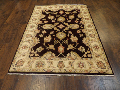 Agra Kashan Hand knotted Wool Rug  5'0" X 8'1"  - W784