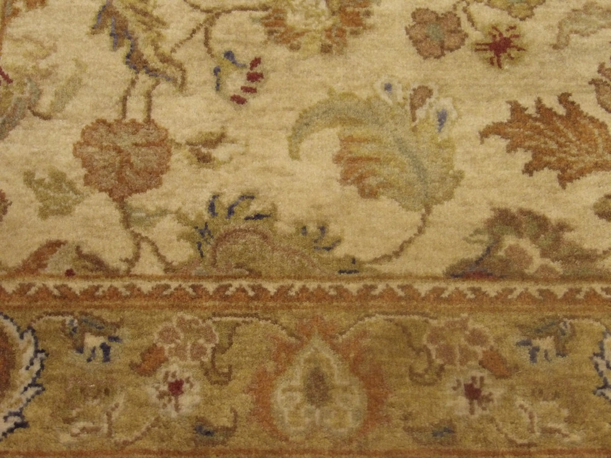 Fine Jaipur Kashan Tie Dye rug border detail