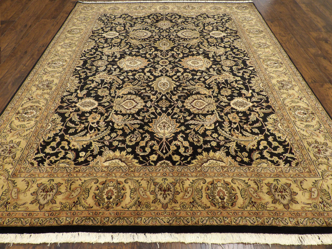 Close-up of wool pile, Black & Gold rug