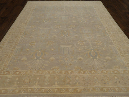 Close-up of wool pile on Oushak Chobie rug