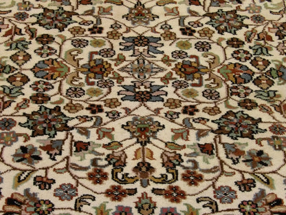 Back of Fine Persian Kashan hand-knotted rug