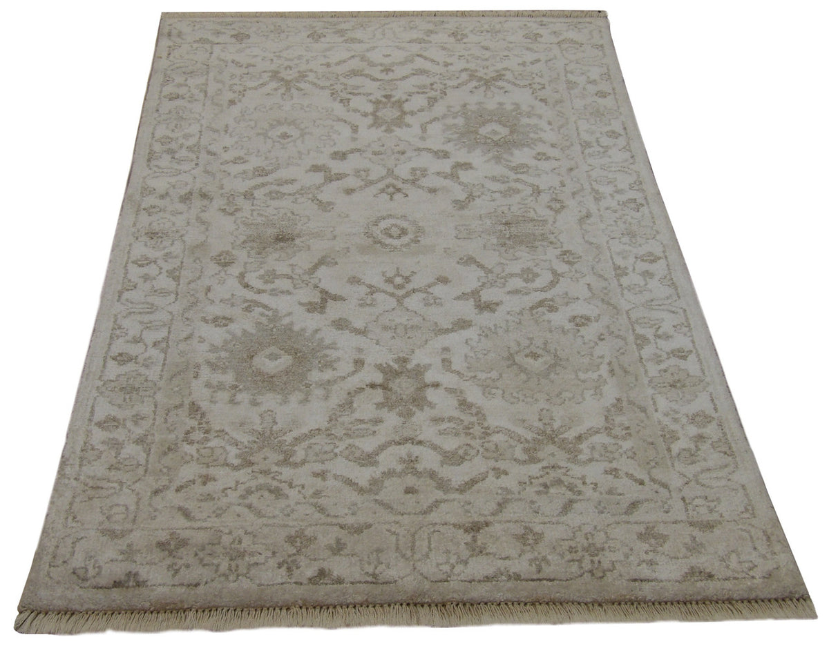 Silky Ziegler Oushak rug border detail