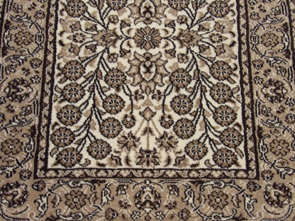 Fine Turk Hereki rug border detail