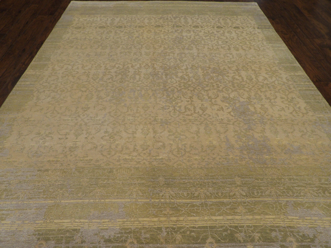 Close-up of wool-silk pile, Green & Purple rug
