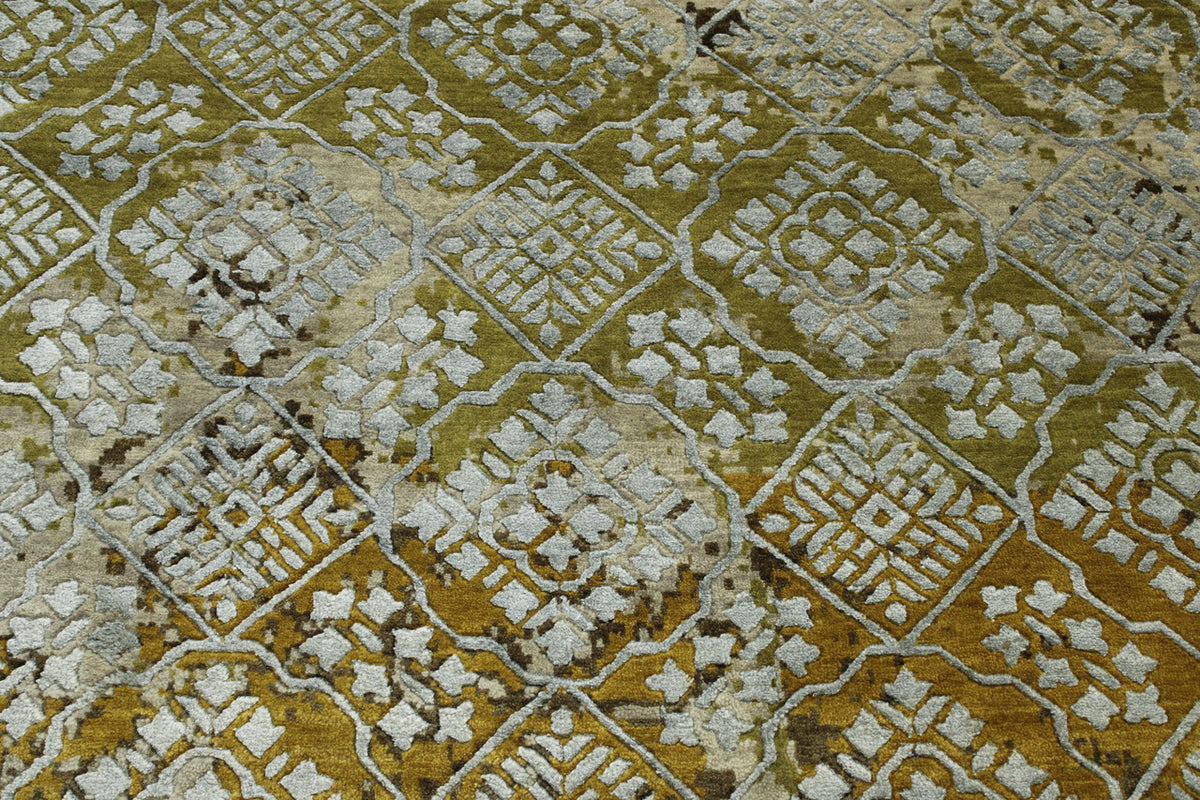 Modern Ikat Design rug border detail