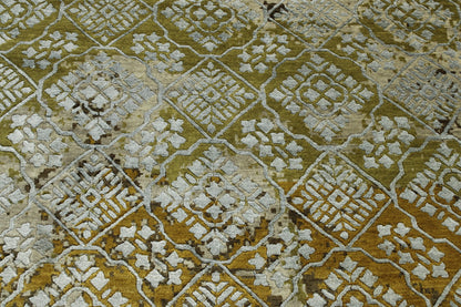 Modern Ikat Design rug border detail