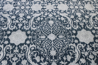 Traditional Haji Jalili rug border detail