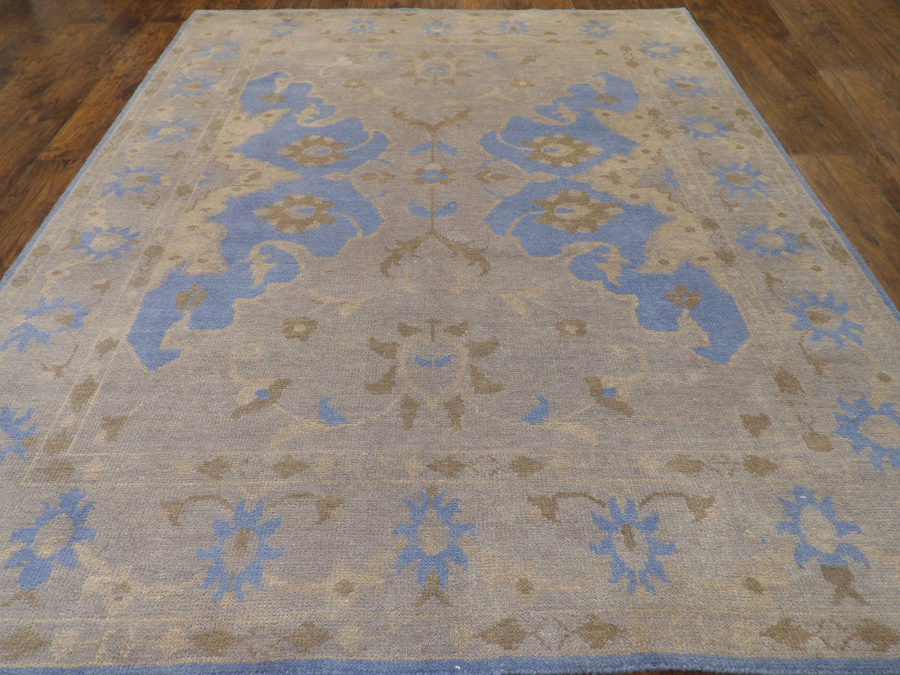 Oushak rug corner detail