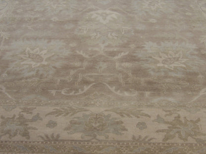 Oushak rug border detail