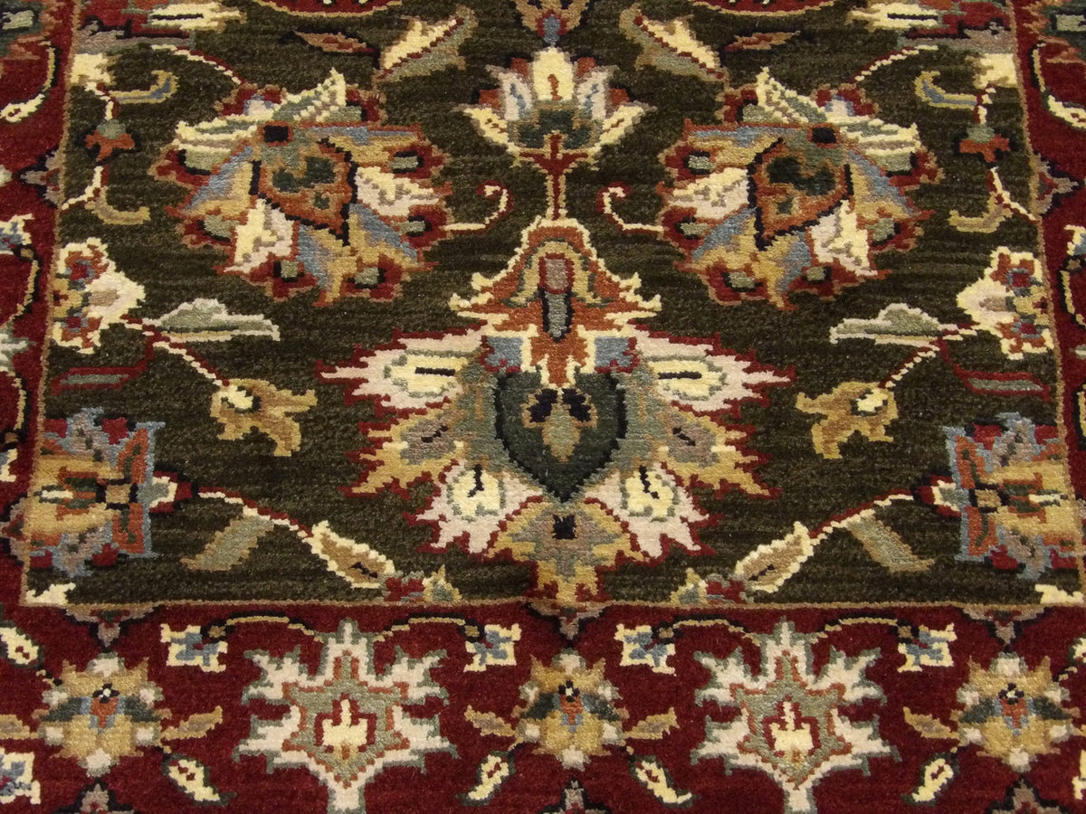 Kashan runner border detail