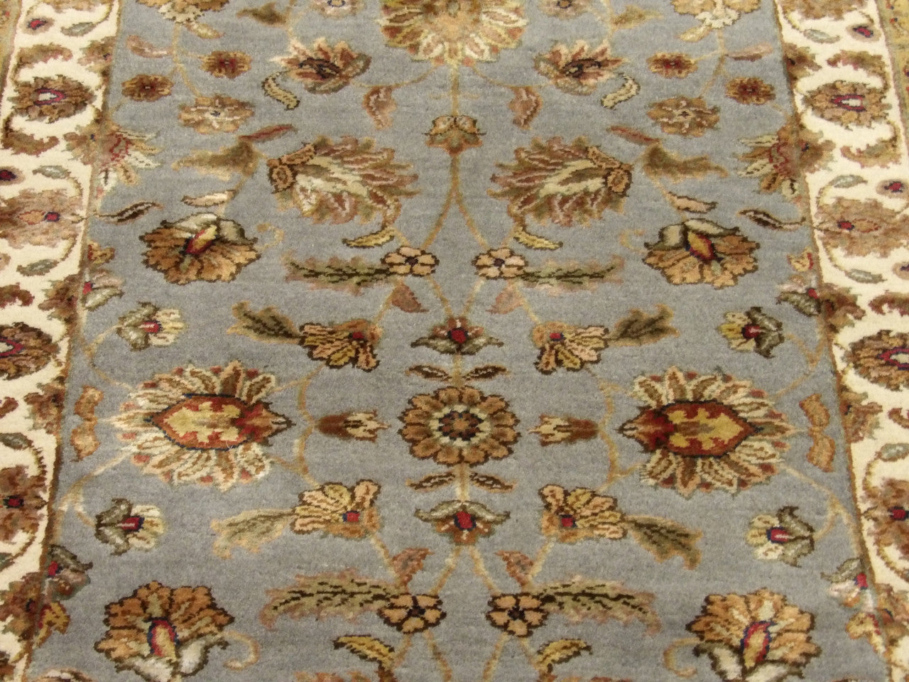 Jaipur Kashan wool-silk texture close-up