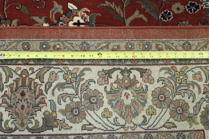 Close-up of wool pile, Beige & Red rug