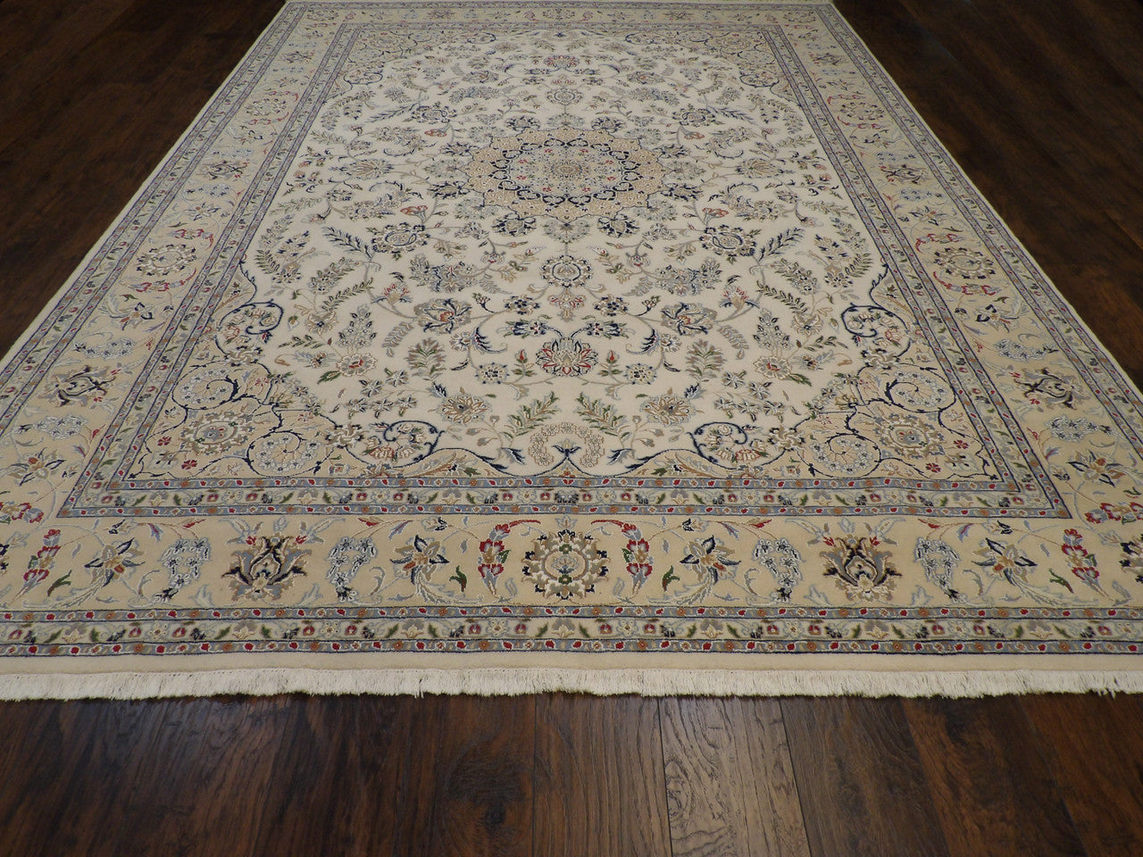 Close-up of wool-silk pile, Beige rug