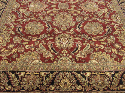 Fine Persian Kashan rug border detail