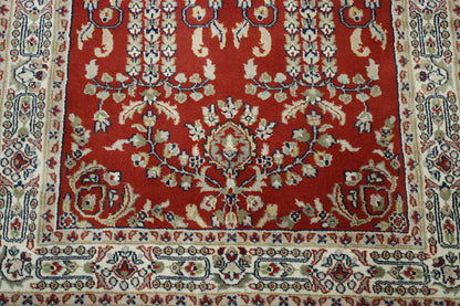 Traditional Indo Sharookh rug border detail