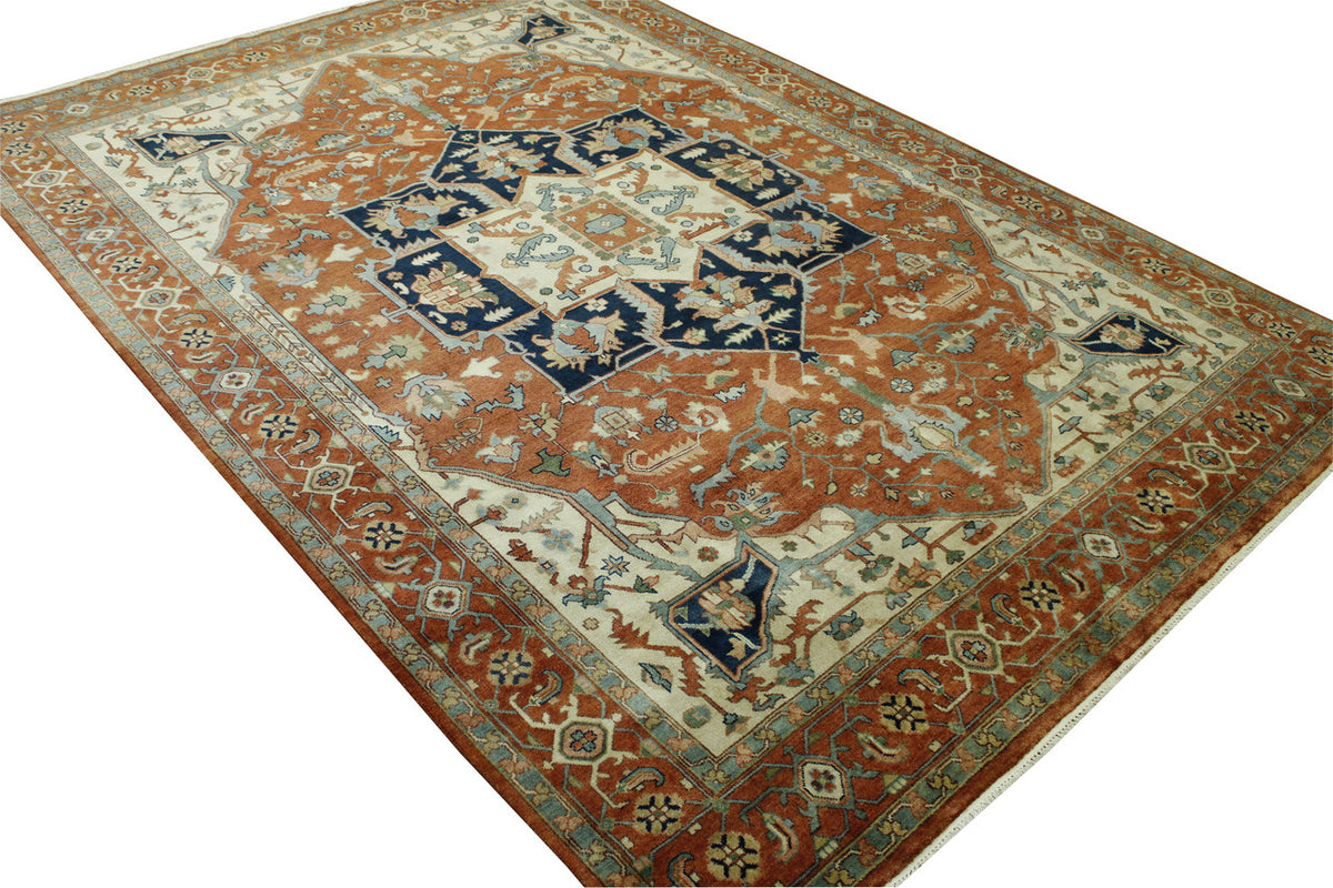 Tribal Heriz rug border detail