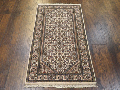 Fine Persian Mir Herati rug corner detail