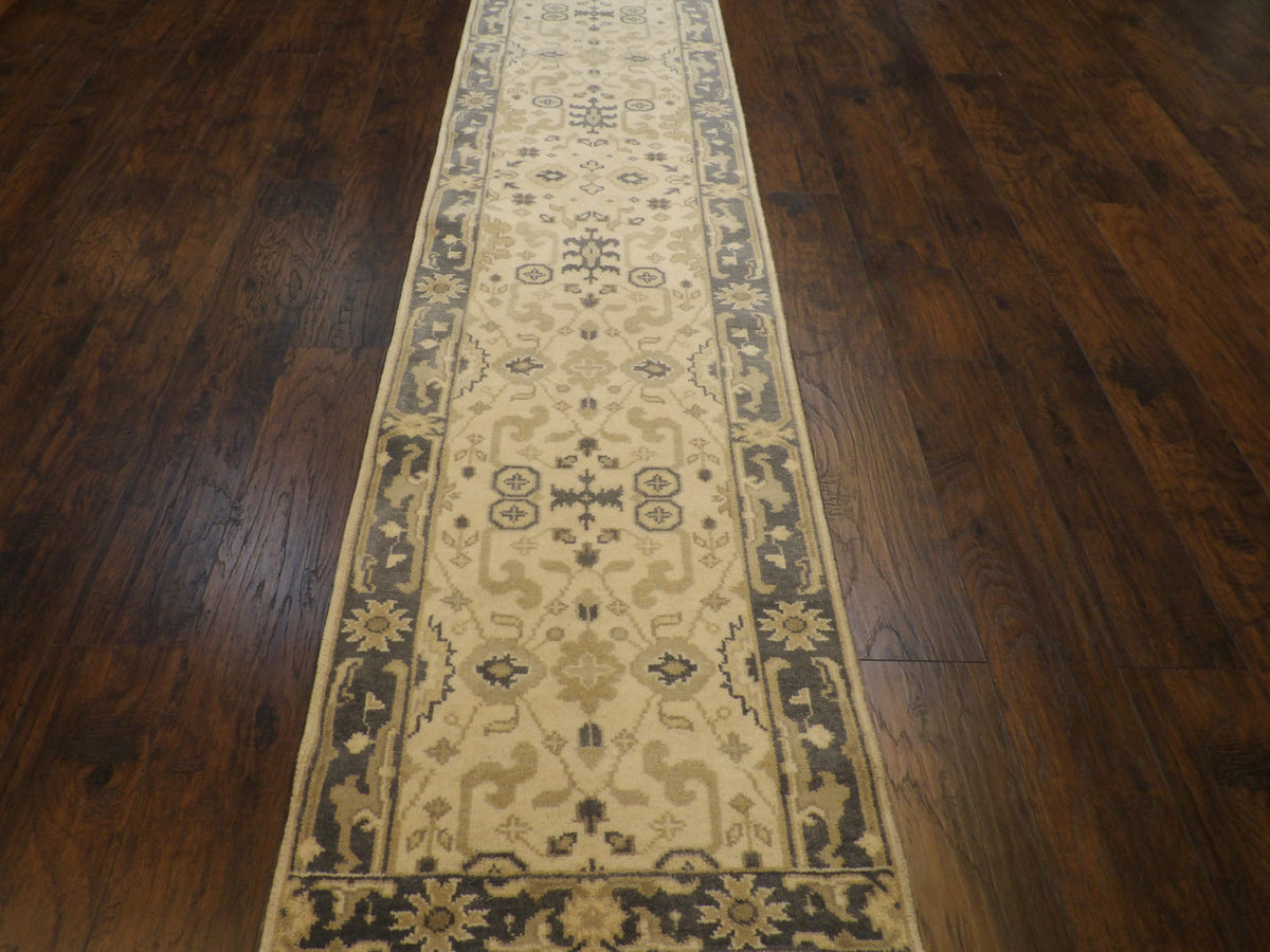 Close-up of wool pile, gray and ivory runner