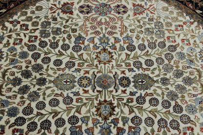 Traditional Fine Heraki rug corner detail