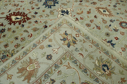 Traditional Agra Ziegler pattern detail