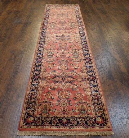 Fine Persian Farahan rug corner detail