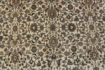 Traditional Indo Herati rug corner detail