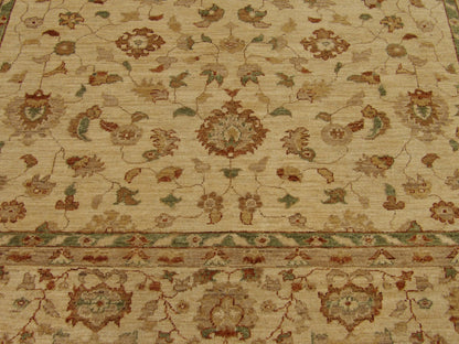 Oushak Chobi Natural Dye Antique Wash rug border detail