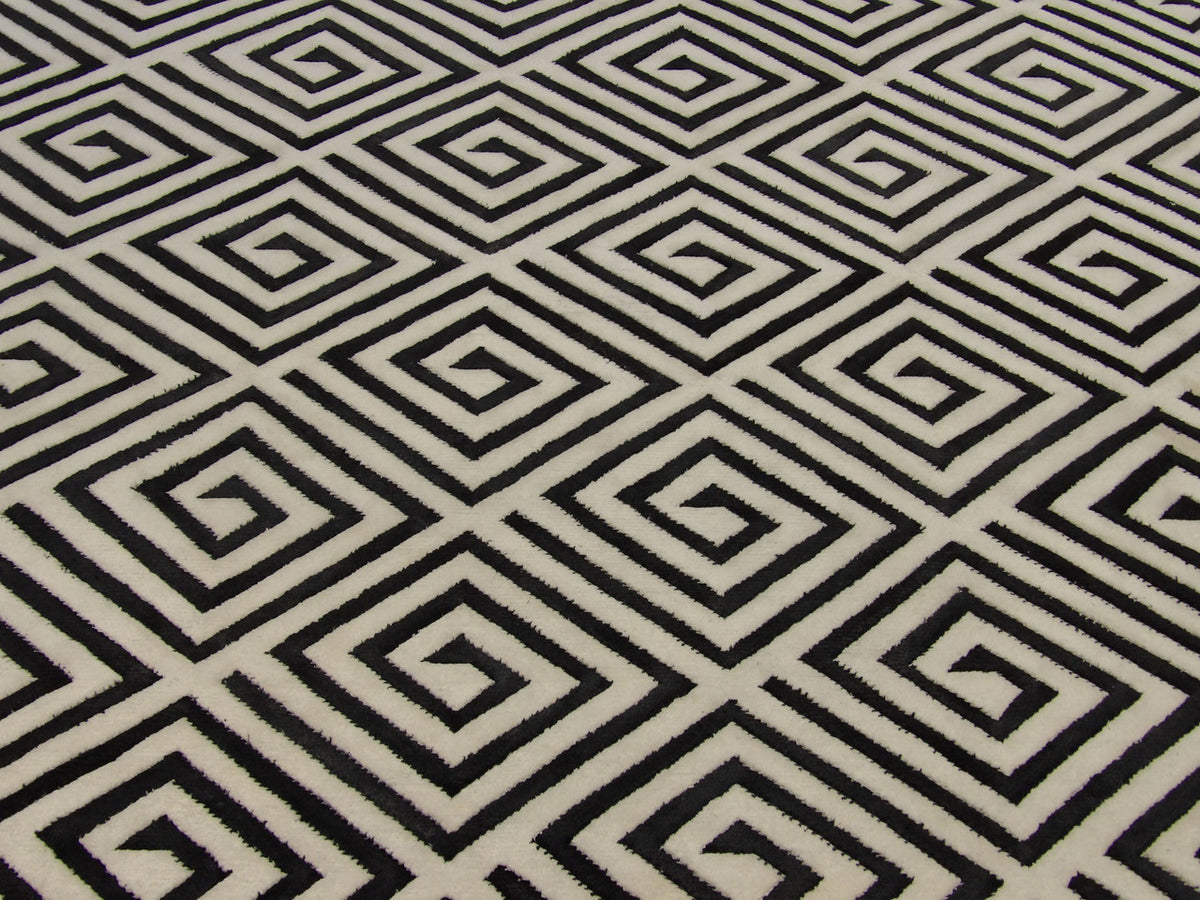 Tibetan rug border detail