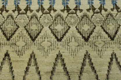 Oushak Ikat Chobi rug corner detail