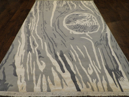 Modern Art Deco Design rug corner detail