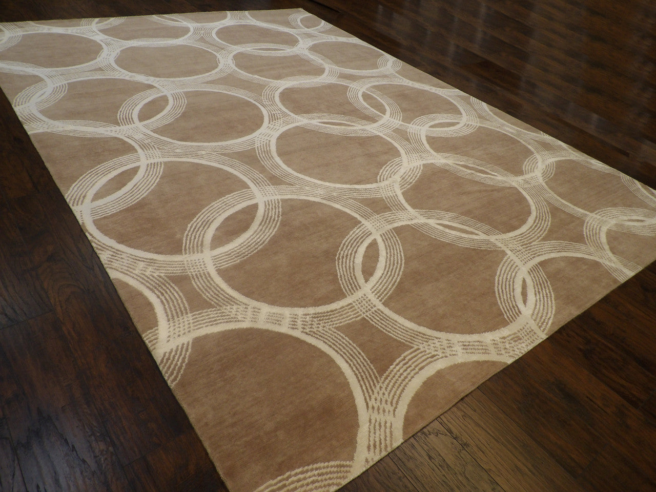 Modern Nepalese Circle Design pattern detail